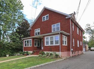 2 Gates Ave, Summit, NJ 07901