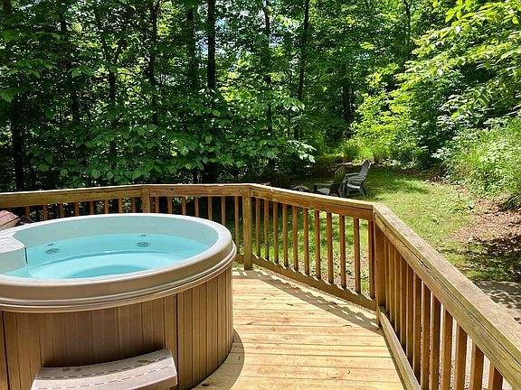 5th image of 107 Getaways Rd