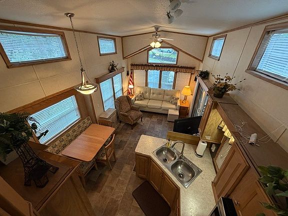 5th image of 2795 E 28th Rd Lot 464
