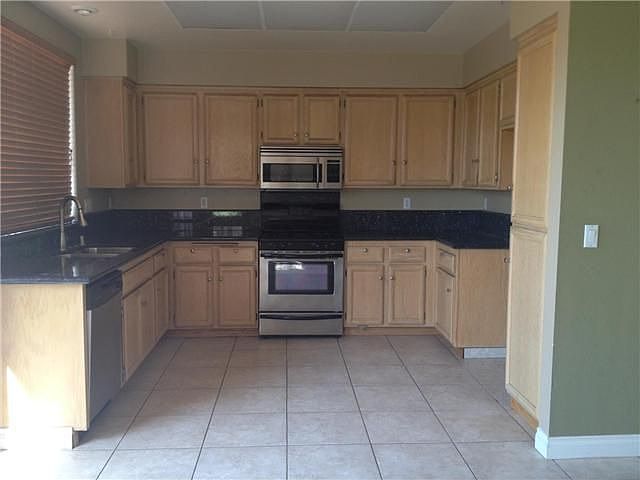 2nd image of 11358 Via Rancho San Diego Unit B