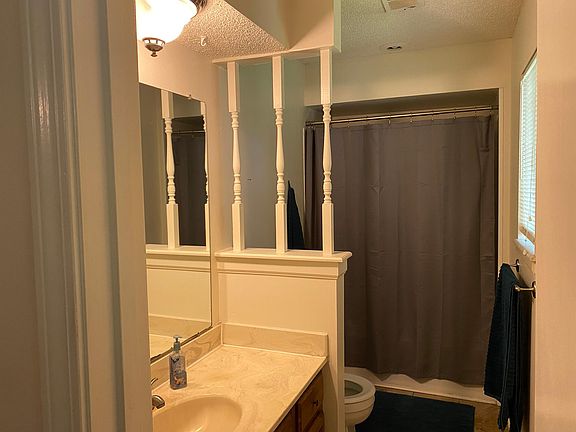5th image of 8343 Farley St