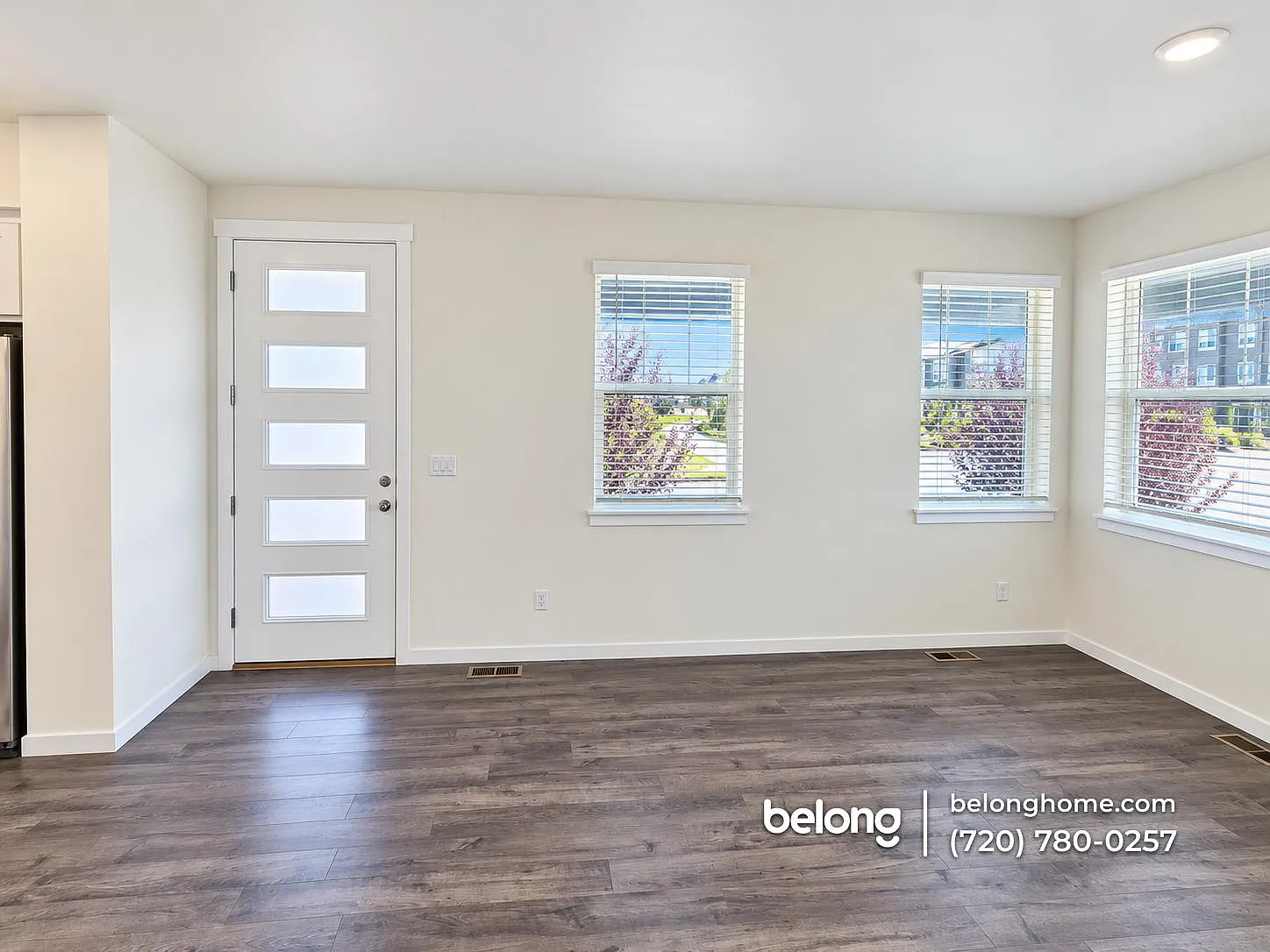 3 bed, 2.5 bath, 1560 sqft, $2,745 — Photo 2