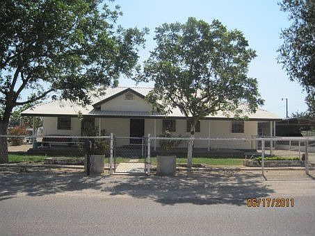 1st image of 1009 N Avenue F