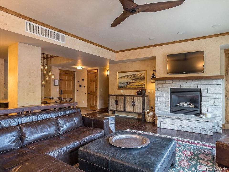 1st image of 2525 Village Dr #4C