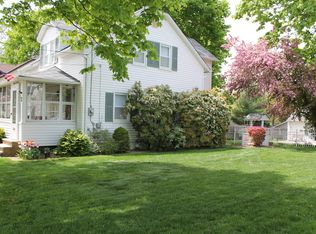 2 Delmar Ave, Morris Plains, NJ 07950