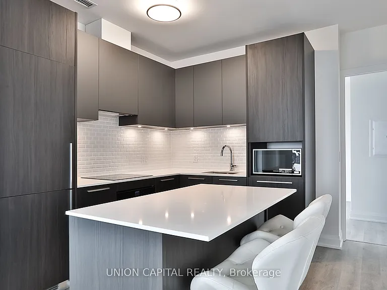 65 Broadway Ave #3503 — Photo 17