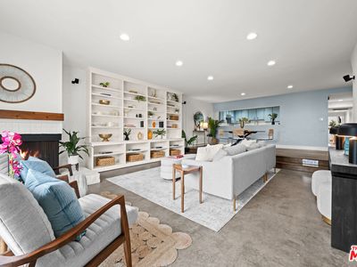 20 Ironsides St APT 8, Marina Del Rey, CA, 90292