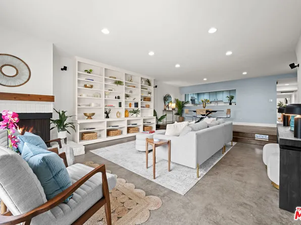 20 Ironsides St APT 8, Marina Del Rey, CA 90292