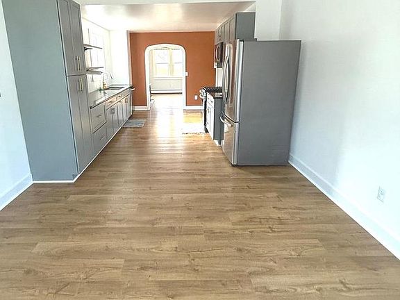 4th image of 23055 Old Fairlee Rd