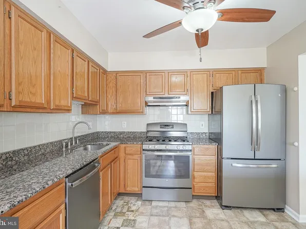 763 Westfield Dr, Riverton, NJ 08077