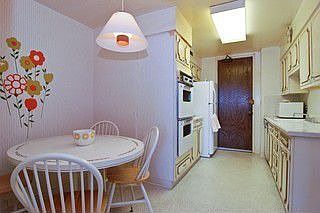 Kitchen / Breakfast Room