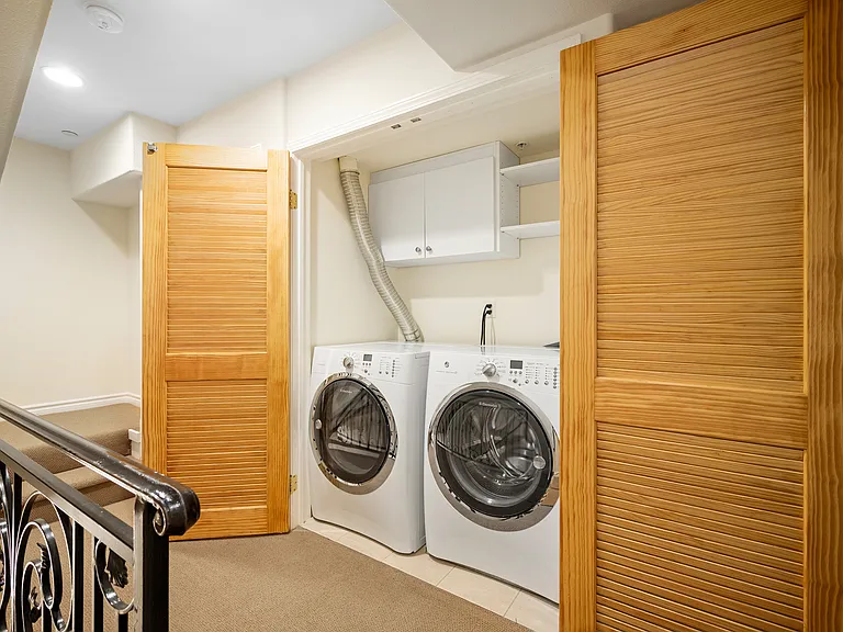 345 W Loraine St #3 — Photo 20