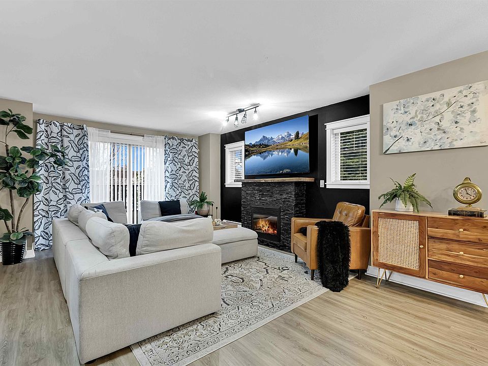 1st image of 13368 72nd Ave #101