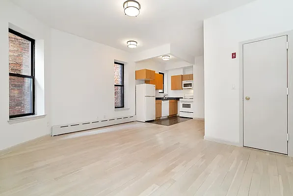 Rented by REAL New York | media 1