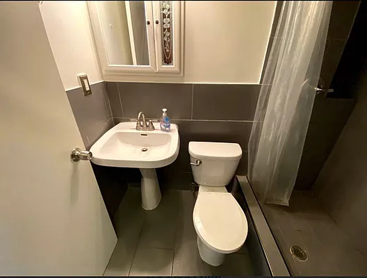 Rented by The Downtown LLC | media 21