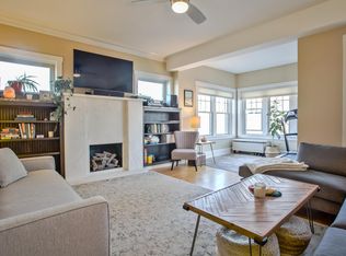 5104 N Leavitt St #3, Chicago, IL 60625
