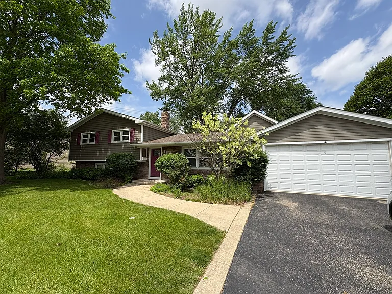 609 W Gartner Rd — Photo 1