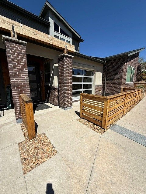 1st image of 19511 E Sunset Cir