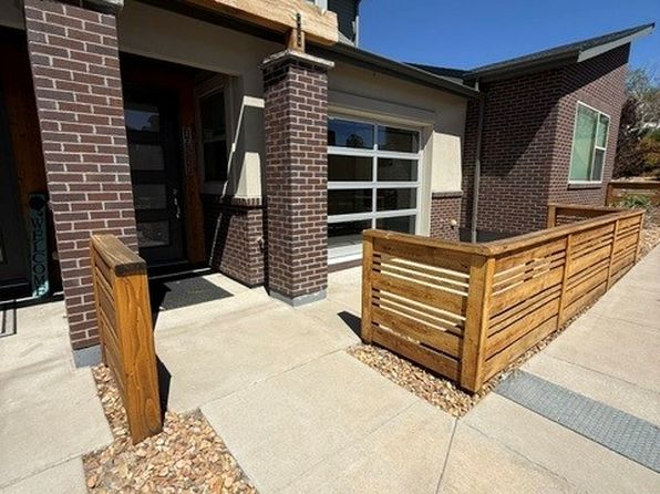 19511 E Sunset Cir, Centennial, CO