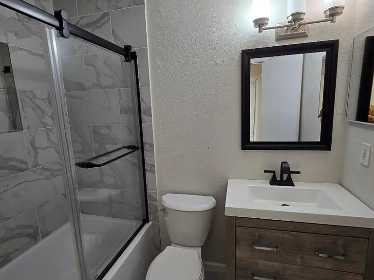 5640 Birchmont Dr #C — Photo 17