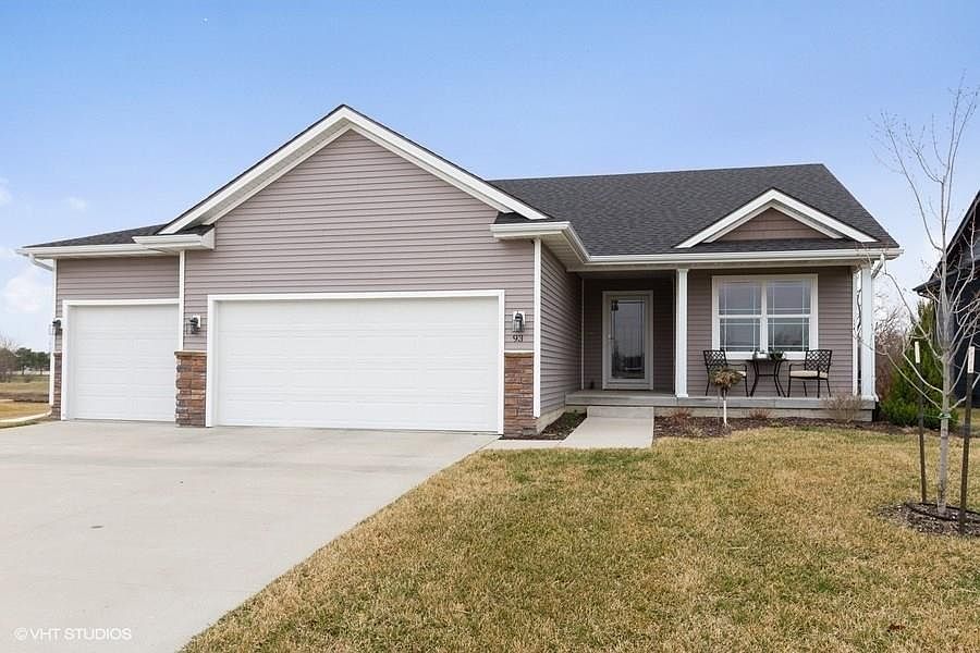 1st image of 93 Mallard Pointe Dr NW
