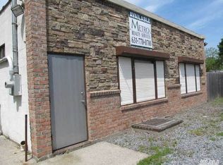 179 Depot Rd, Huntington Station, NY 11746