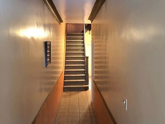 5th image of 2055 29th St APT 1