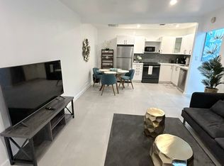 1215 NE 15th Ave #3, Fort Lauderdale, FL 33304