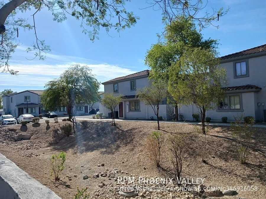 Bell Villas Apartments — Photo 2