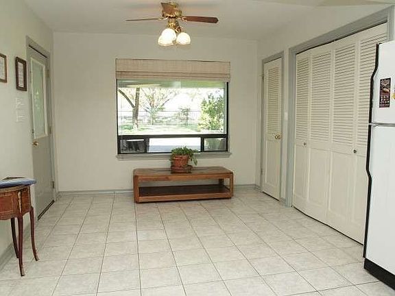 5th image of 3050 River Oaks Dr