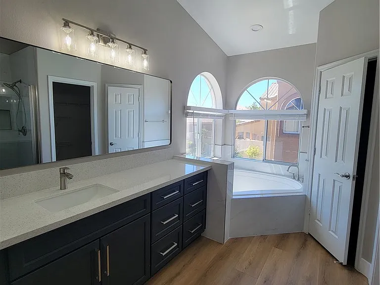 1476 Morning Crescent St — Photo 25