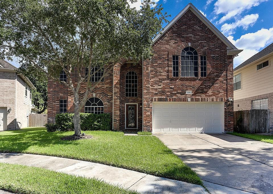 1st image of 2111 Scenic Hollow Ct