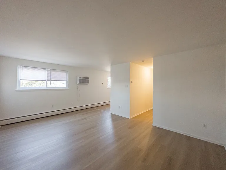 Bakery Apartments — Photo 14