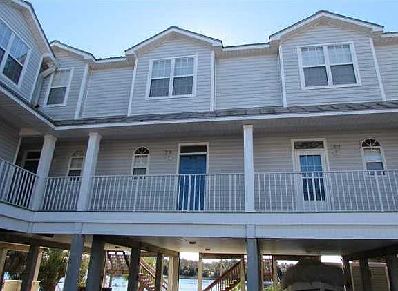 2nd image of 401 Saint James Ave #5