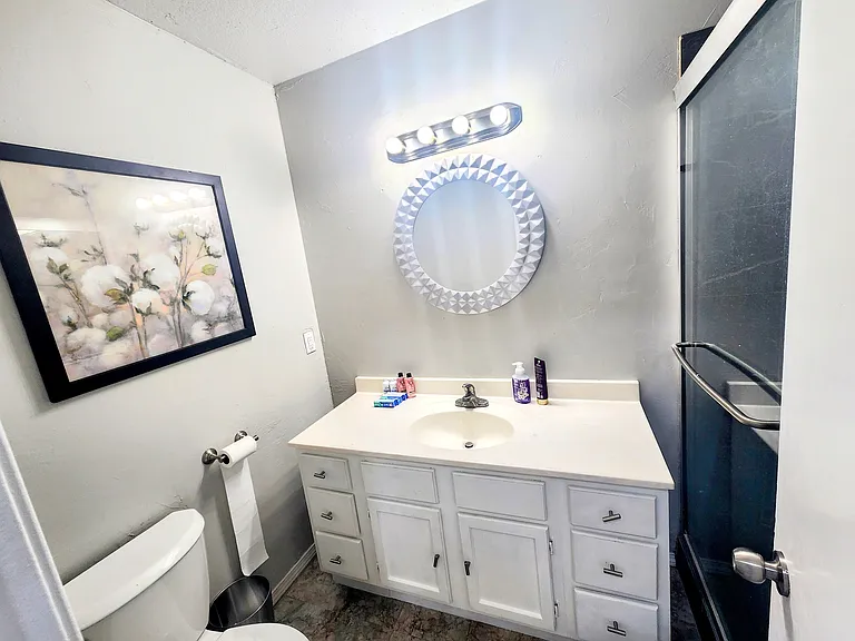 4716 Hemlock Cir — Photo 19