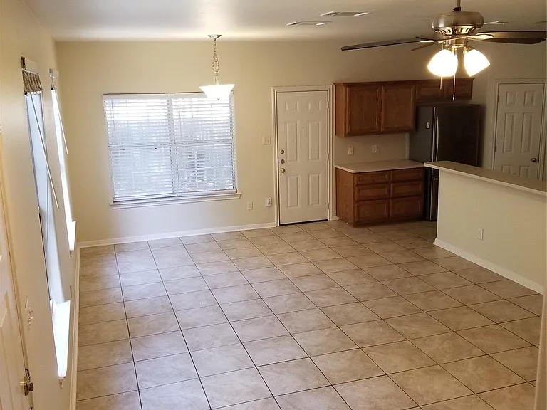2928 Thrushwood Dr #A — Photo 24