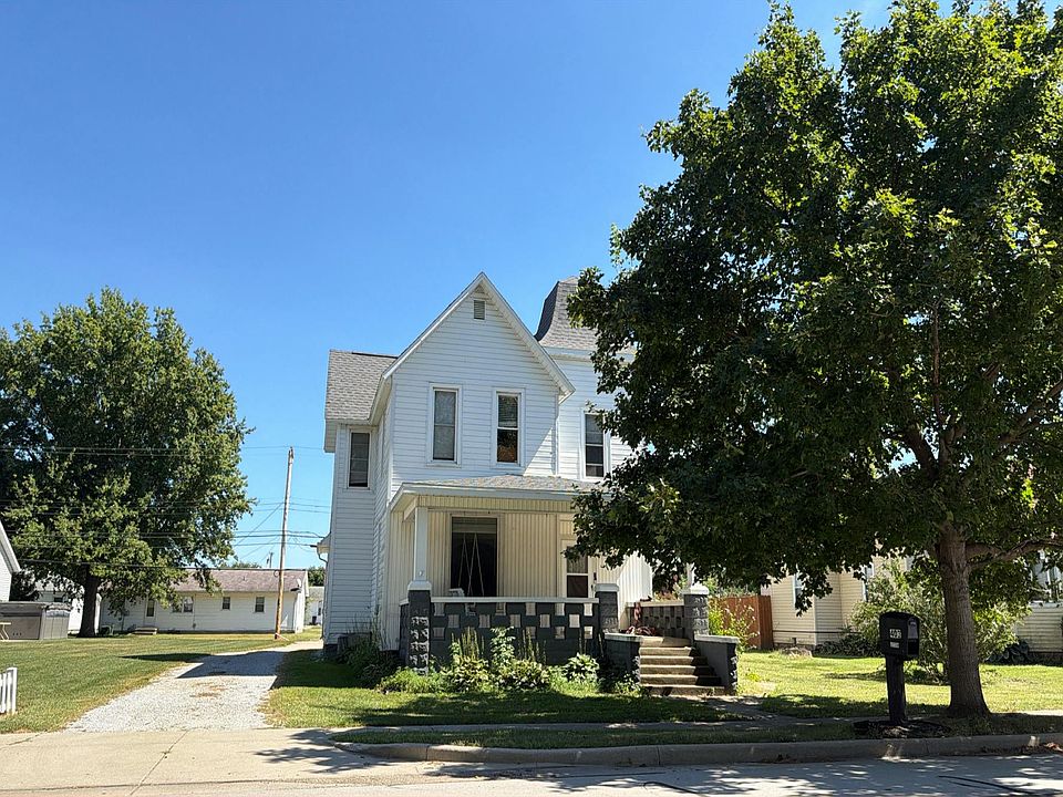 1st image of 403 N Range St