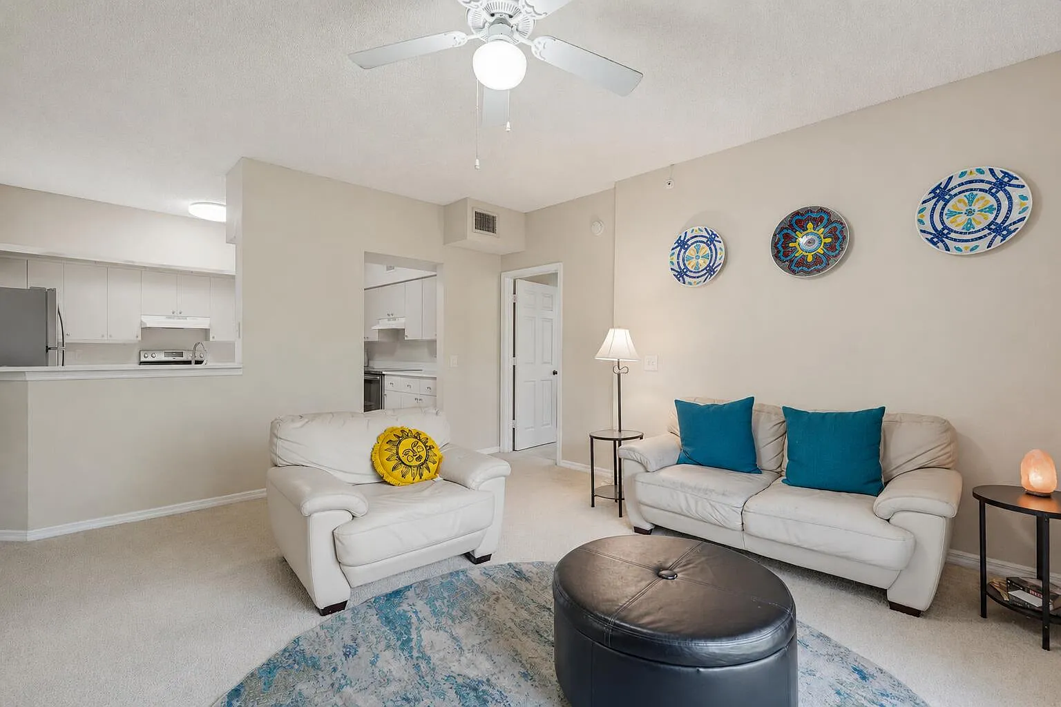 2 bed, 2.0 bath, 1215 sqft, $2,300 — Photo 1