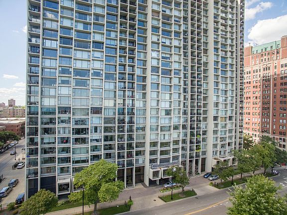 2nd image of 3200 N Lake Shore Dr APT 901