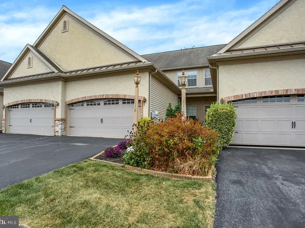 1118 Day Star Dr, Harrisburg, PA 17111
