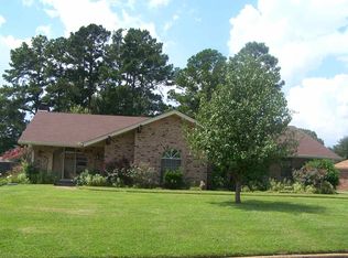 406 Windsor Dr, Clinton, MS 39056