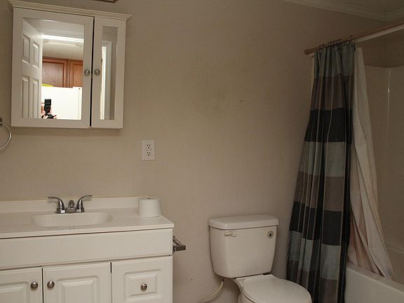 5th image of 405 Mckinnon Drive