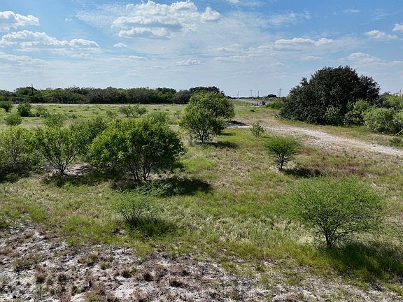 3rd image of 10 ACRES County Road 216
