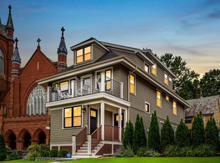 220 Main St, Watertown, MA 02472