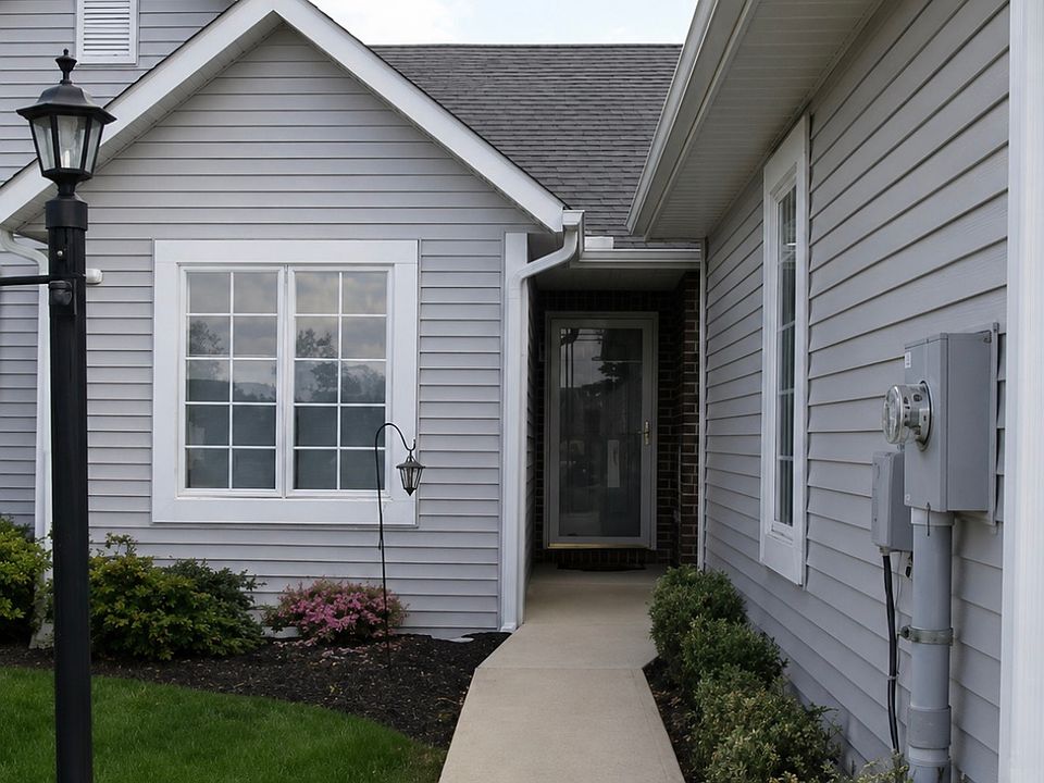 1st image of 3844 Farmstead Dr