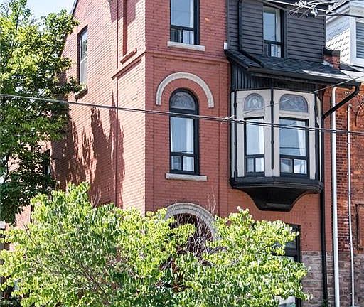 3rd image of 165 Markland St