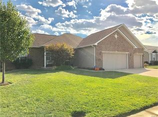 8418 Herrick Park Dr, Troy, IL 62294