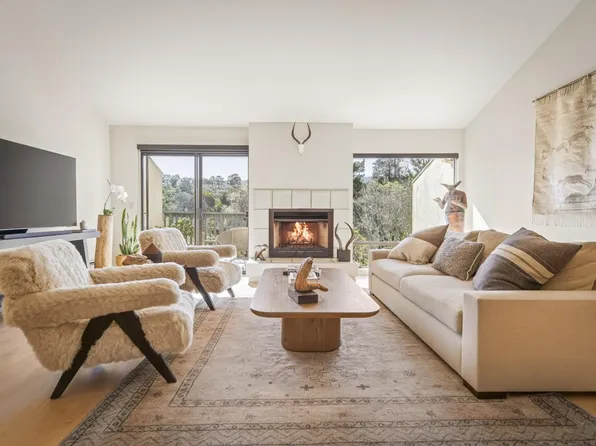 7 Via Joaquin Unit 5, Monterey, CA 93940