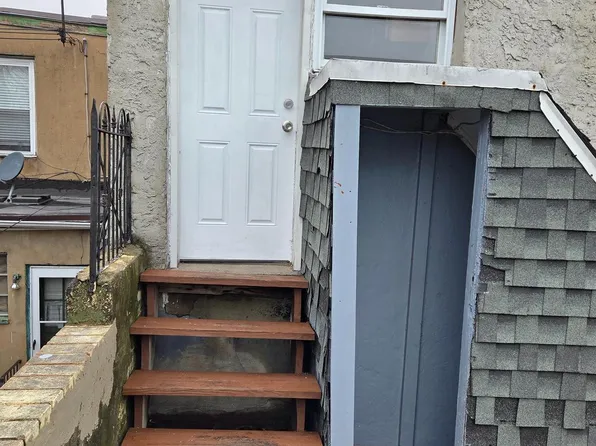 6200 Wheeler St #2, Philadelphia, PA 19142