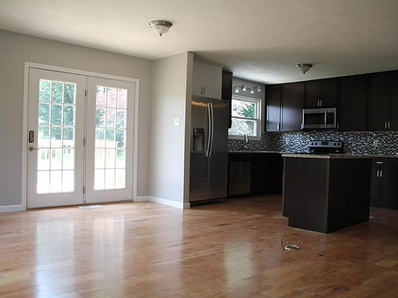 3rd image of 5704 NW Outer Dr